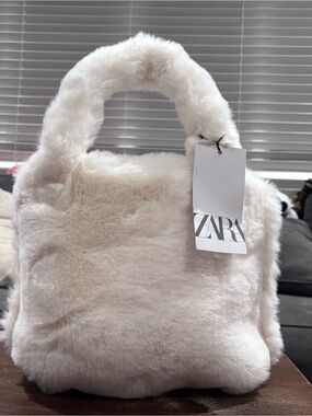 ZARA Cream Faux Fur Ivory Medium Tote Bag NWT